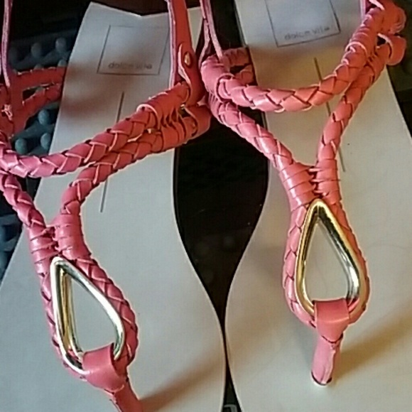Dolce Vita Sandals - Picture 4 of 4