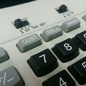 Meet your Posher, Natosha