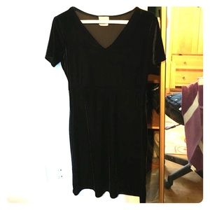 I am selling this dress I have only worn it once