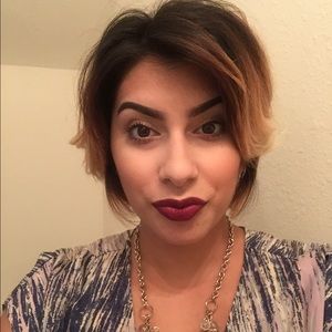 Meet your Posher, Stephanie