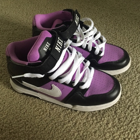 Nike shoes