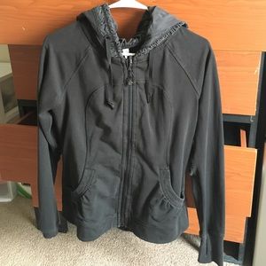 Lulu lemon black zip up size 6