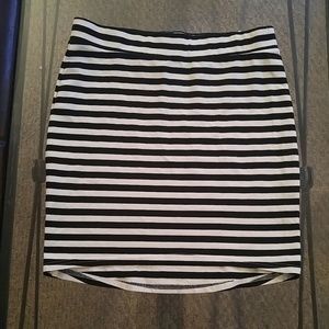 H&M tight mini skirt