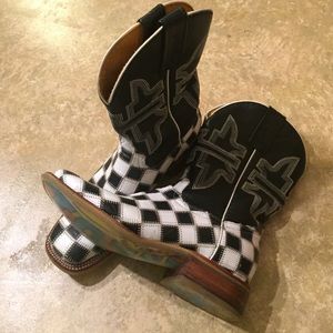 Tin Haul Boots