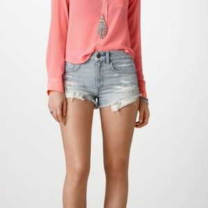 NWOT AEO distressed shorts