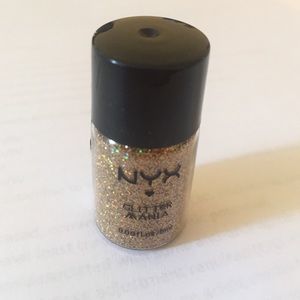 Nyx loose glitter hot gold
