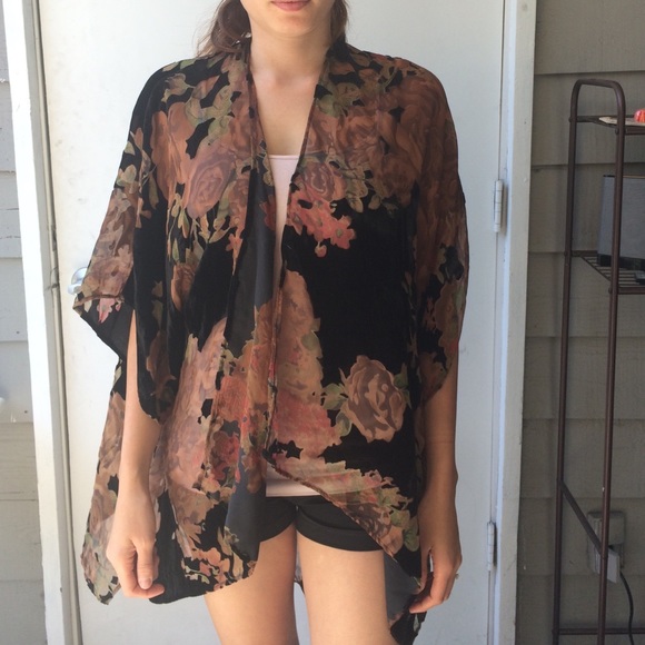Velvet kimono