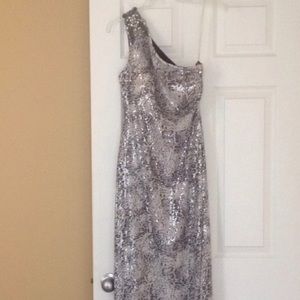 formal dress ✨✨MAKE OFFER✨✨