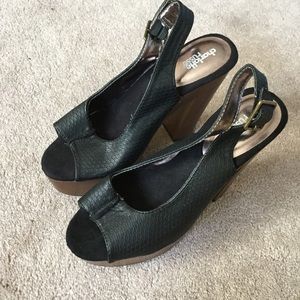 2 pairs for the price of 1 🌼