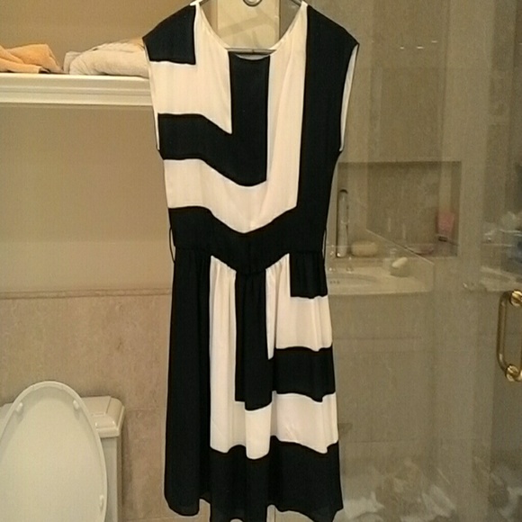 Alice & Olivia dress / black and white