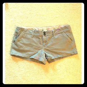 American Eagle-Grey shorts