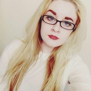 Meet your Posher, Lilly