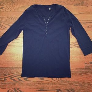 Gap 3/4 Sleeve Tee.