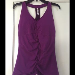 Lucy perfect core halter size large