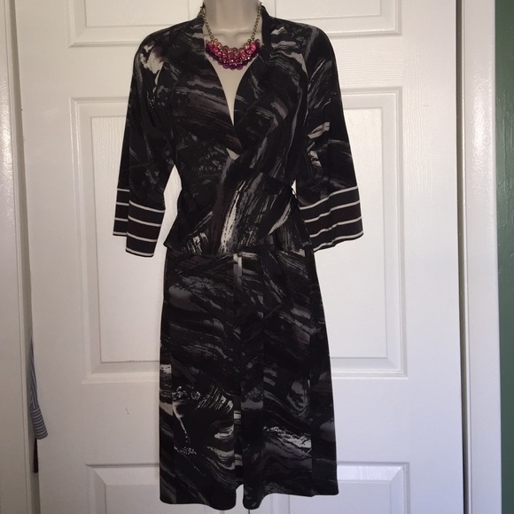 👗BCBGMAXAZRIA  Dress Size M👗