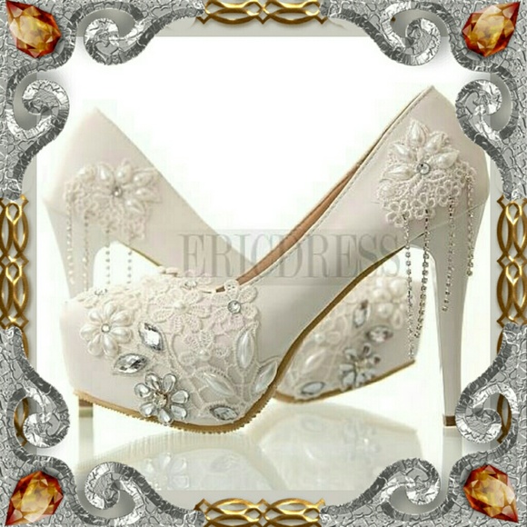 SALE! LOVELY LACE BEADING STILETTO HEELS