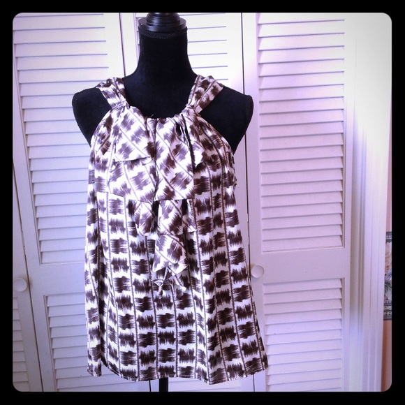 Soft and silky cute summer top. Very comfortable💕