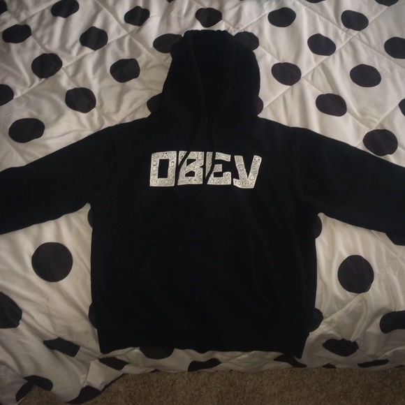 Obey sweatshirt !