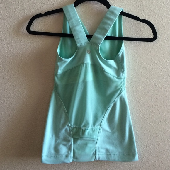 🍋Lululemon tank 2 - Picture 2 of 4