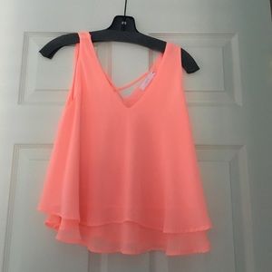 Lush top in salmon color