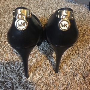 Michael Kors black heels