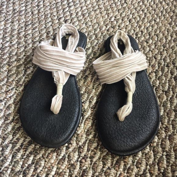 Sanuk sandals