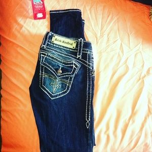 Rock Revival skinnys