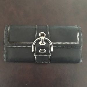Coach purse and matching wallet