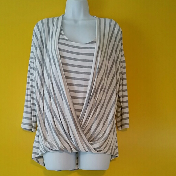 White House Black Market top size XL