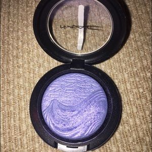 MAC Blue Orbit extra dimension eyeshadow