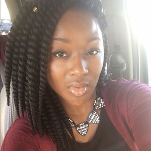 Meet your Posher, Sheena