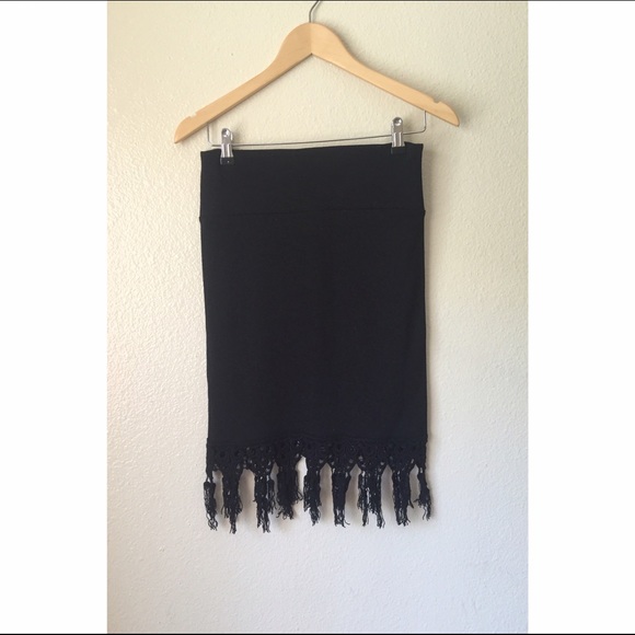 Midi skirt / urban outffiters/ almost new /small