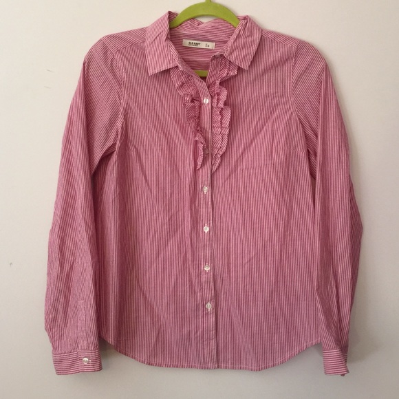 Old Navy Tops - NWOT Ruffle Button down