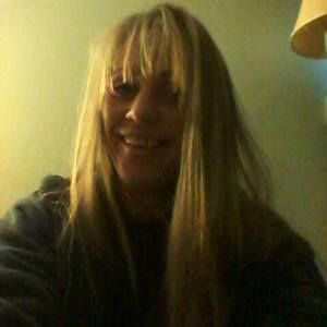 Meet your Posher, Dee