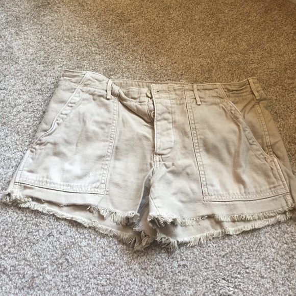 🎀SALE🎀Size 6 American Eagle shorts