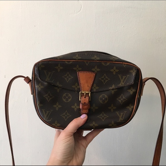 Louis Vuitton Cross Body Vintage Bag
