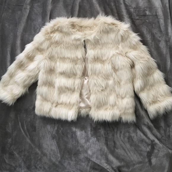 NWOT Faux Fur Coat