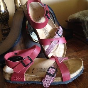 Birki's by Birkenstock - Size 8