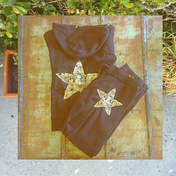 { twisted heart } black star track suit