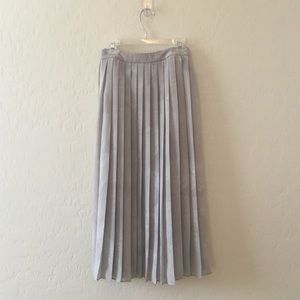 Halogen Skirt - midi length