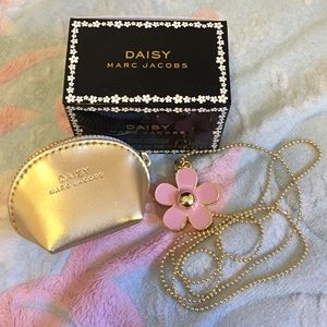 Daisy Marc Jacobs solid perfume