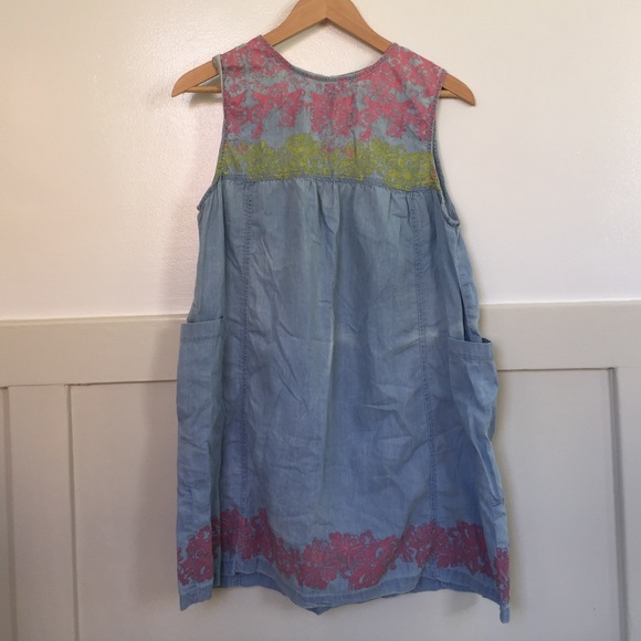Denim sundress with screenprint design and pockets