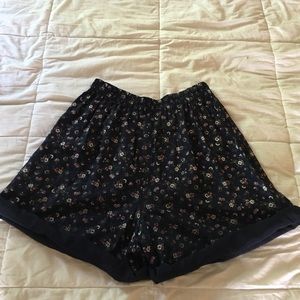 Ultra high-waisted vintage short