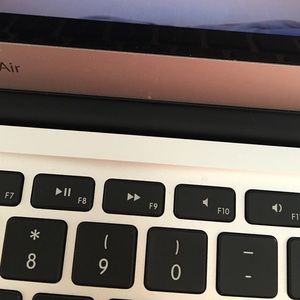 Meet your Posher, Kennedy