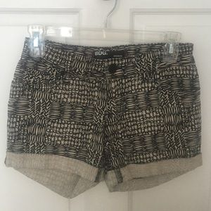 BGD. Rolled Patterned shorts size 25