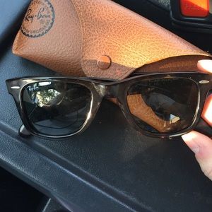 Rayban Tortoise Wayfarer