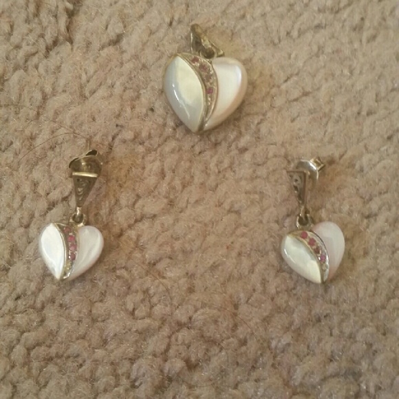 Pendant and earrings