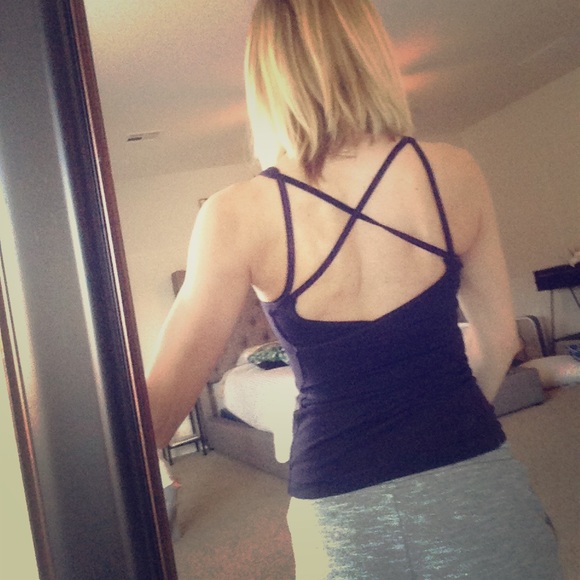 Lululemon tank