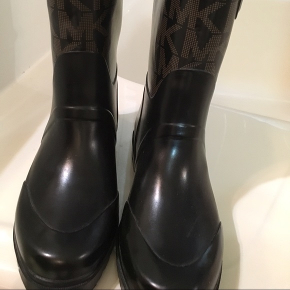 Micheal Kors Rain boots