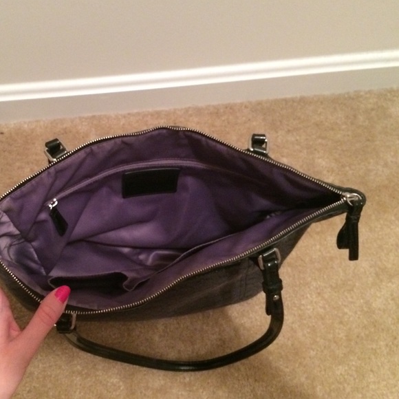 Coach Handbag - Picture 2 of 4